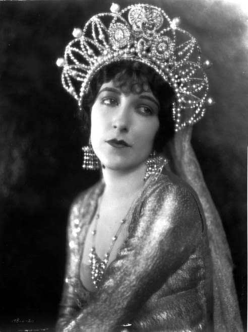Aileen Pringle on a Crown Photo Print - Item # VARCEL703304