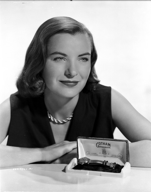 Ella Raines Leaning and smiling Photo Print - Item # VARCEL703328