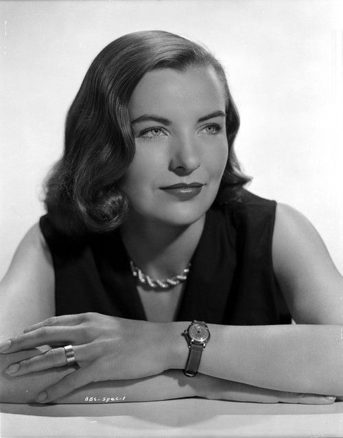 Ella Raines Leaning and Slightly smiling Photo Print