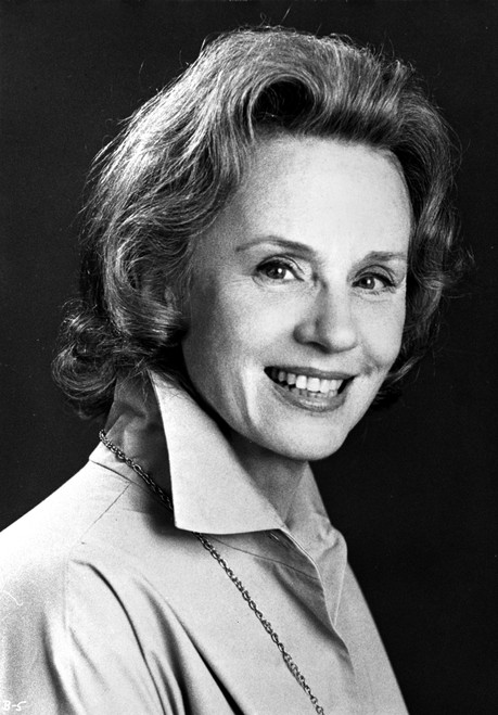 Jessica Tandy Portrait in White Long Sleeve Coat and Long Chain Necklace Photo Print - Item # VARCEL705002