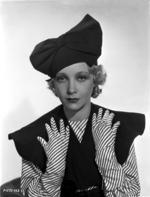 Helen Twelvetrees wearing in Black Hat Photo Print - Item # VARCEL705296