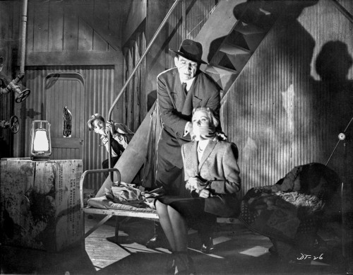 A scene from Dick Tracy Photo Print - Item # VARCEL706093