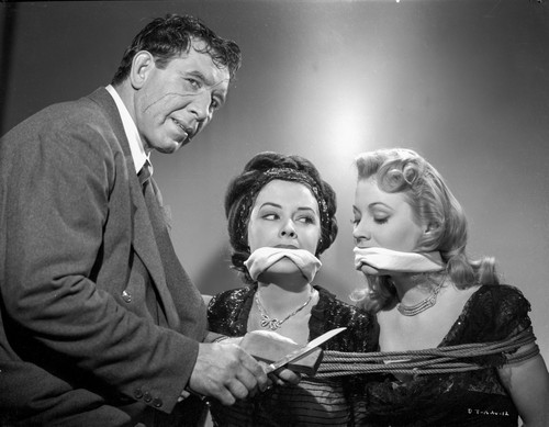 A scene from Dick Tracy Photo Print - Item # VARCEL706095