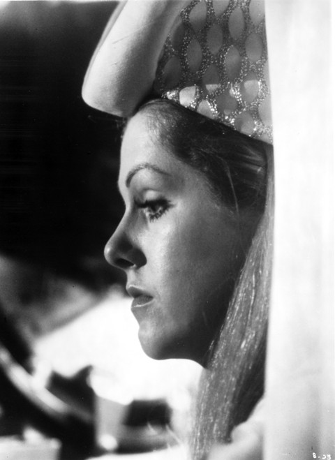 Lynn Redgrave as the Queen Photo Print - Item # VARCEL707870