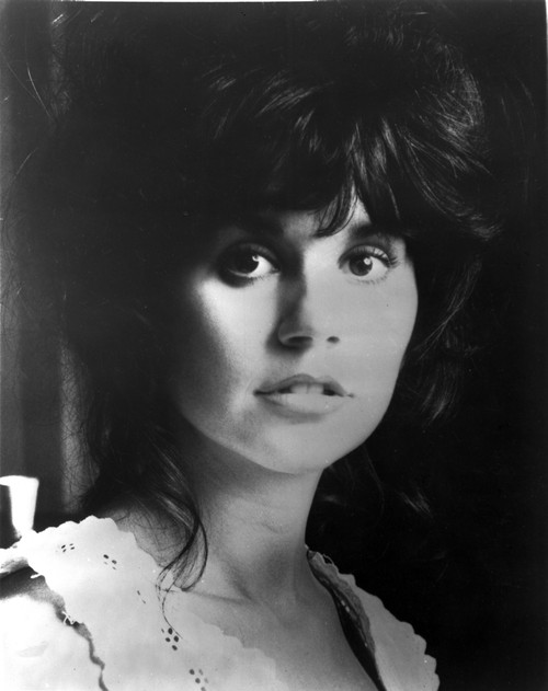 Linda Ronstadt Portrait in Classic Photo Print - Item # VARCEL708083