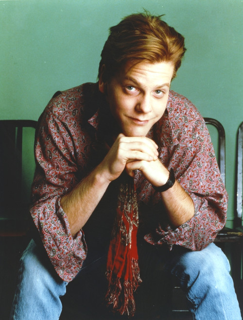 Kiefer Sutherland smiling in Portrait Photo Print - Item # VARCEL708139