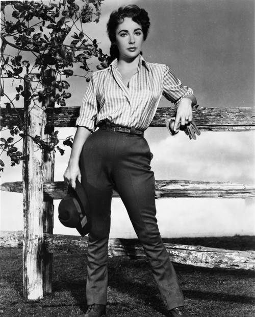 Elizabeth Taylor standing in Classic Photo Print - Item # VARCEL708399