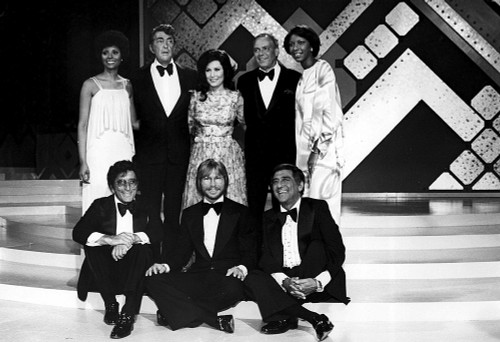 Frank Sinatra Dean Martin Loretta Lynn Leslie Uggams Natalie Cole Tony Bennet John Denver and Robert Merril Photo