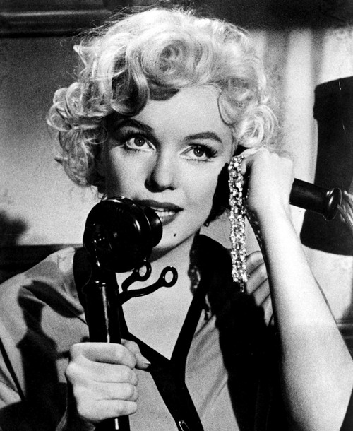 Film still of Marilyn Monroe talking on the telephone in Some Like It Hot Photo Print (8 x 10)