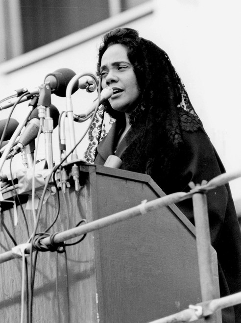 Coretta Scott King making a speech during the Memphis March Photo Print - Item # VARGLP384289