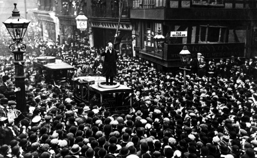 Winston Churchill giving a speech at a rally Photo Print (10 x 8)