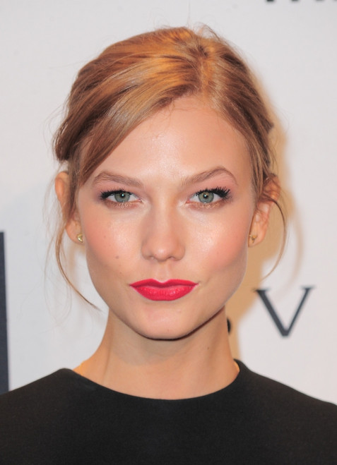 Karlie Kloss At Arrivals For Amfar Foundation For Aids Research New York Gala Photo Print