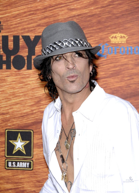Tommy Lee At Arrivals For Spike Tv'S 2Nd Annual Guys Choice Awards Photo Print