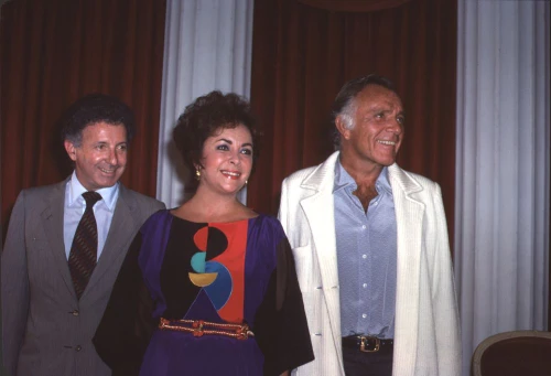 Ben Brafman, Elizabeth Taylor And Richard Burton Photo Print