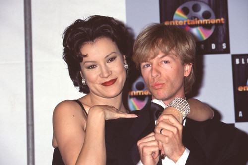 Jennifer Tilly On David Spade'S Shoulder At Blockbuster Entertainment Awards Photo Print - Item # CPA2593