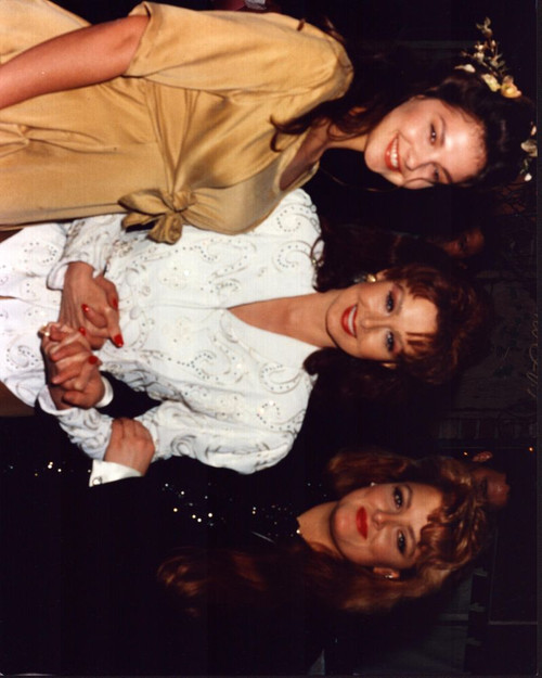 Ashley Judd, Naomi Judd And Wynonna Judd At Event Photo Print