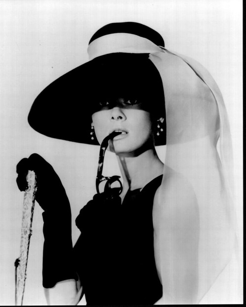 Audrey Hepburn Posed With Hat And Glasses For Breakfast At Tiffany'S Black And White Photo Print
