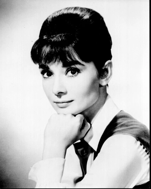 Audrey Hepburn Headshot With Chin On Hand Photo Print