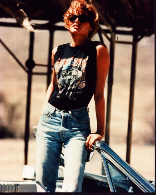Geena Davis Standing In Car In Thelma & Louise Photo Print