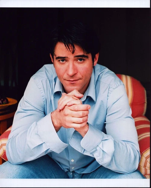 Goran Visnjic Wearing Blue Shirt Photo Print