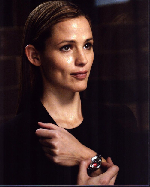 Jennifer Garner Holding Watch In Alias Photo Print