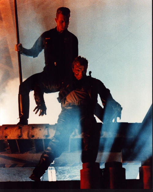 Robert Patrick Holding Arnold Schwarzenegger In Terminator 2: Judgment Day Photo Print