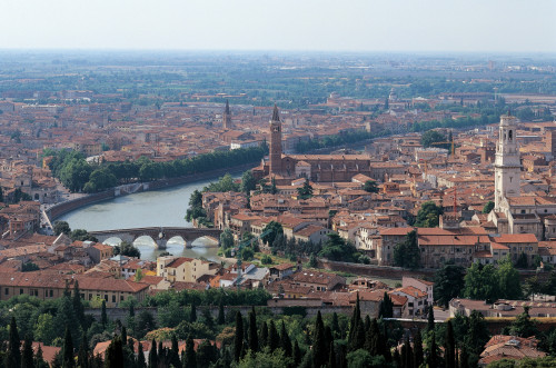 Unknown Artist View Of The City Of Verona 20Th Century Italy Veneto Verona Everett CollectionMondadori Portfolio Poster Print - Item # VAREVCMOND032VJ154H