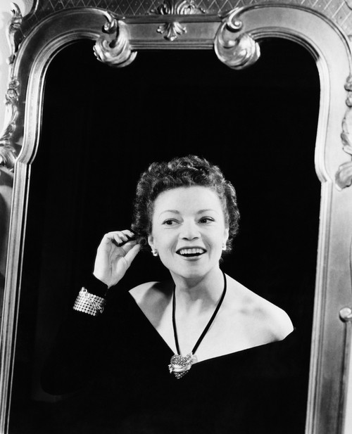 Annabella Preparing For A Cocktail Reception January 1946 Photo Print - Item # VAREVCPBDANNAEC010H