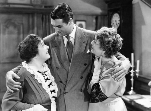 Arsenic And Old Lace Photo Print - Item # VAREVCMBDARANEC056