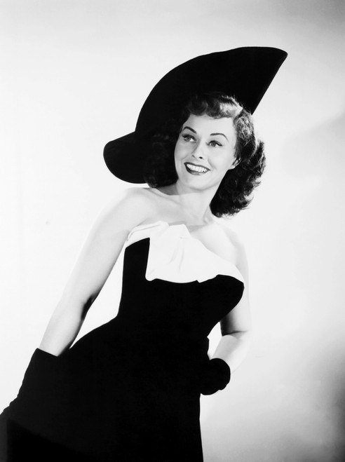 Anna Lucasta Paulette Goddard 1949 Photo Print - Item # VAREVCMBDANLUEC036H Anna Lucasta Paulette Goddard 1949 Photo Print - Item # VAREVCMBDANLUEC036H