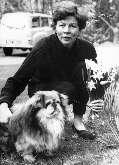 Wendy Hiller After Winning Oscar Award For Best Supporting Actress Of 1958 For Her Role In Separate Tables April 8 1959 Photo Print - Item # VAREVCPBDWEHIEC002H