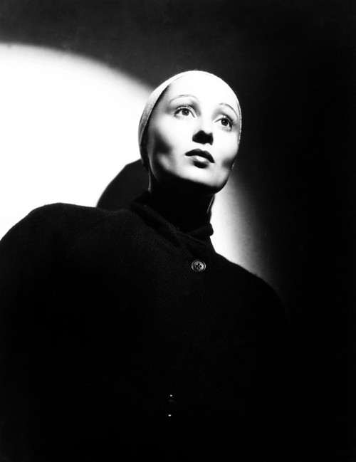 The Good Earth Luise Rainer 1937 Photo Print - Item # VAREVCPBDLURAEC011H