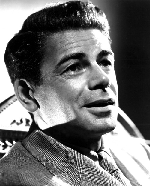 Paul Muni Portrait Ca. 1945 Photo Print - Item # VAREVCPBDPAMUEC002H
