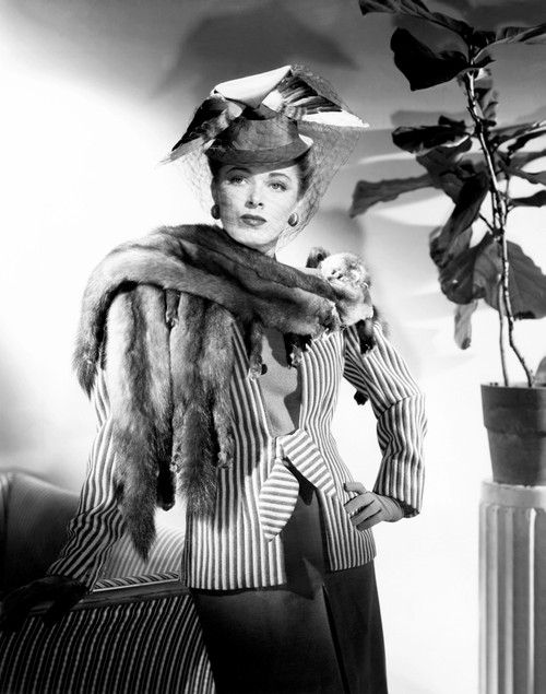 Eleanor Parker Modeling A Brown And Pink Ensemble With A Sable Scarf 1945 Photo Print - Item # VAREVCPBDELPAEC080H