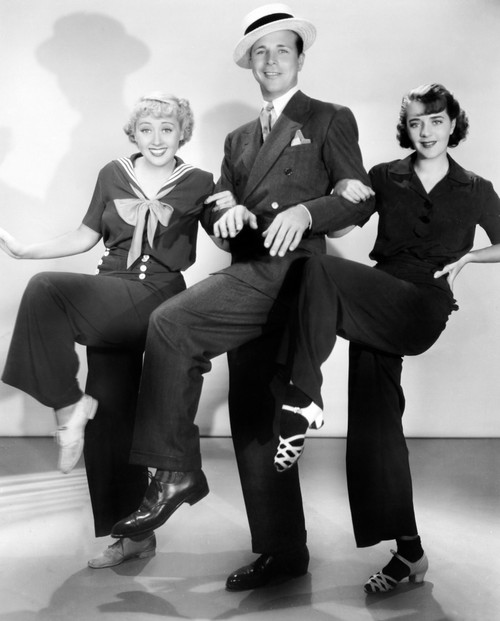 Dames Joan Blondell Dick Powell Ruby Keeler 1934 Photo Print - Item # VAREVCMBDDAMEEC006H