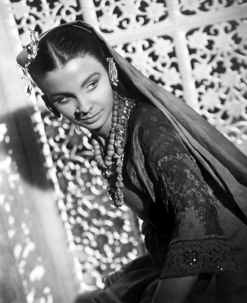 Black Narcissus Jean Simmons 1947 Photo Print - Item # VAREVCMBDBLNAEC027H