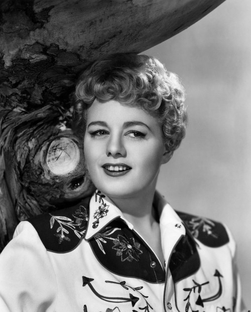 Winchester '73 Shelley Winters 1950 Photo Print - Item # VAREVCMBDWICHEC006H