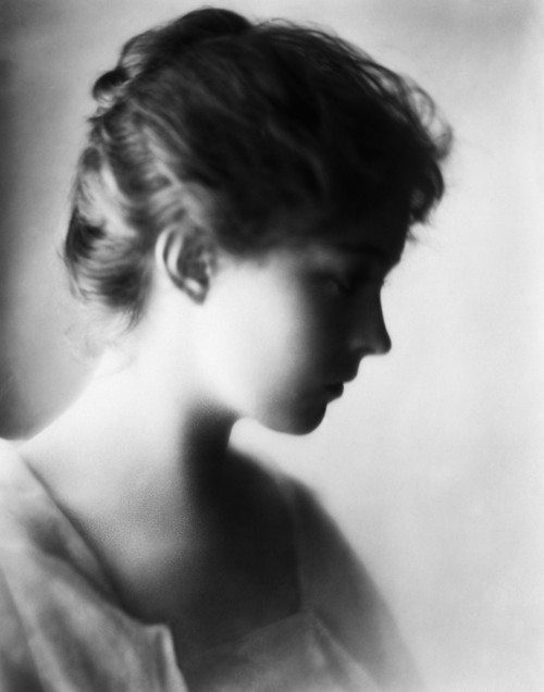 Lillian Gish Ca. Late 1910S Photo Print - Item # VAREVCPBDLIGIEC033H