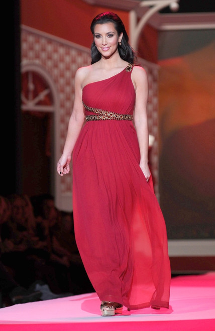 Kim Kardashian In Attendance For The Heart Truth'S Red Dress Collection  2010 Fashion Show, Bryant Park Tent, New York, Ny February 11, 2010. Photo  By Kristin CallahanEverett Collection Celebrity - Item # VAREVC1011FBKKH083  - Posterazzi