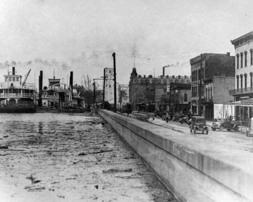 Mississippi Flood 1927 Na View Of The Flood Wall On The Waterfront In Cairo Illinois At The