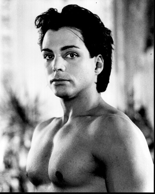 Richard Grieco Shirtless Black And White Photo Print (8 x 10) - Posterazzi
