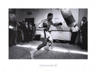 Muhammad Ali - heavy bag Poster Print (28 x 22)
