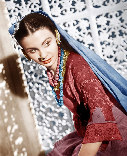 Black Narcissus Jean Simmons 1947 Photo Print - Item # VAREVCM8DBLNAEC001H  - Posterazzi