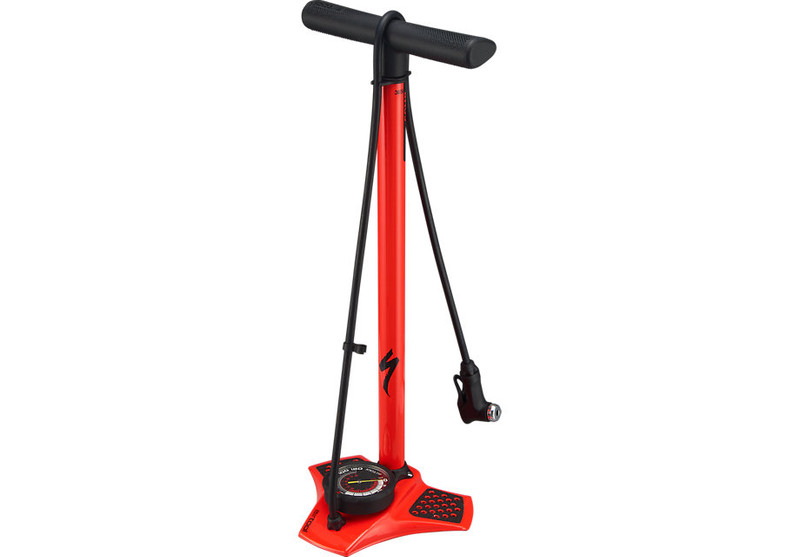 Everybody needs a floor pump in their home, but not just any floor pump will do. You need something that's dependable, versatile, and accurate, like our new Air Tool Comp. It checks all the boxes with a dual-stage pressure gauge that delivers the low-pressure accuracy that your mountain bike tires require, while also matching the high-pressure needs of your road and gravel tires. At 365cc-per-stroke, it might not match the MTB floor pump, but this one fills big tires fast and makes for a great all-arounder that’ll get you out the door and riding—fast.