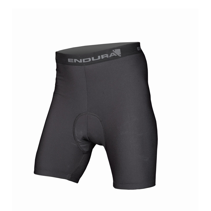 Padded boxer short which will fit under your existing shorts, trackie pants or trousers for comfort on your commute or rides.