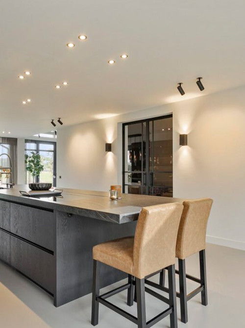 Inlet wandlamp brons