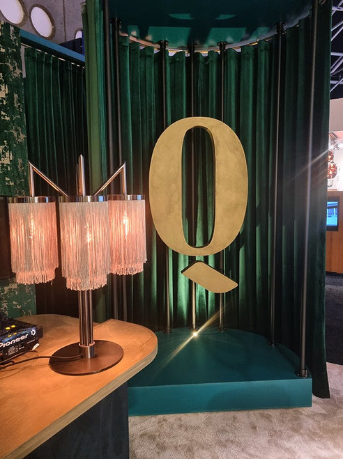 Fringes tafellamp zwart ontworpen door Patrick Russ