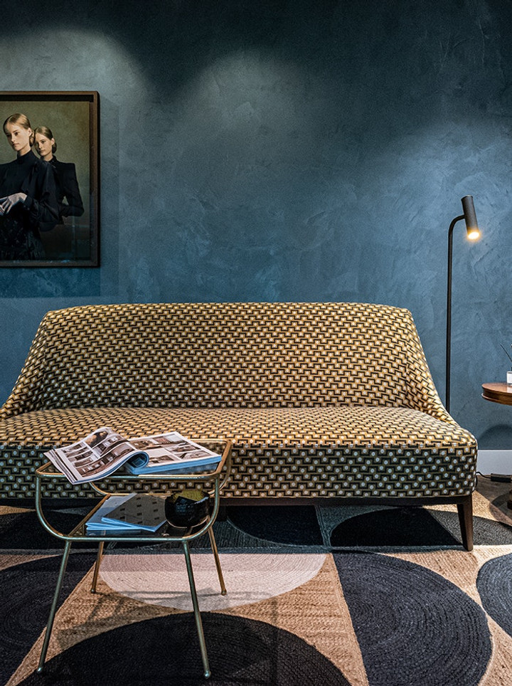 Hicks reading vloerlamp zwart ontworpen door Hip Studio