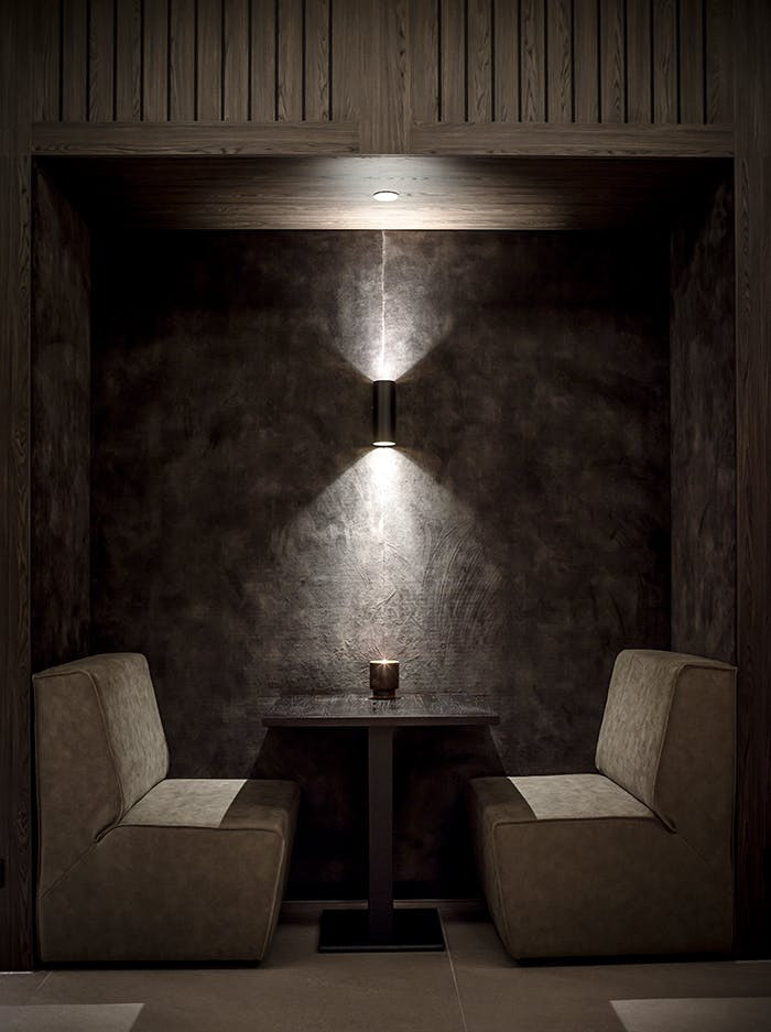 Jug at wandlamp zwart