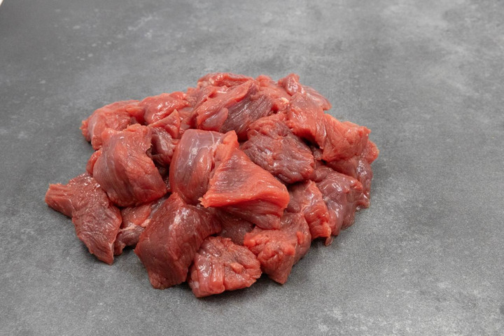 Malse runder sukadelappen van 750 gram met kenmerkende pees van Boerderij De Gouden Leeuw bij Valkslagerij.nl